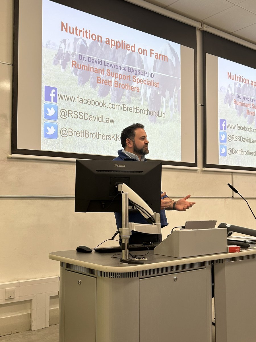 Thanks to <a href="/ucdagfood/">UCD School Ag & Food</a> <a href="/PallasTb/">Tommy Boland</a> for the invite to speak to 4th year Ag Science students today. Our very own Dr. David Lawrence <a href="/RSSDavidLaw/">David Lawrence</a> and Heather Peppard <a href="/peppard_heather/">Heather Peppard</a> gave an overview of the Irish Feed Industry <a href="/IGFAie/">Irish Grain and Feed Association</a> and all things Nutrition on Farm 🐄🐂🐖🐑🌱