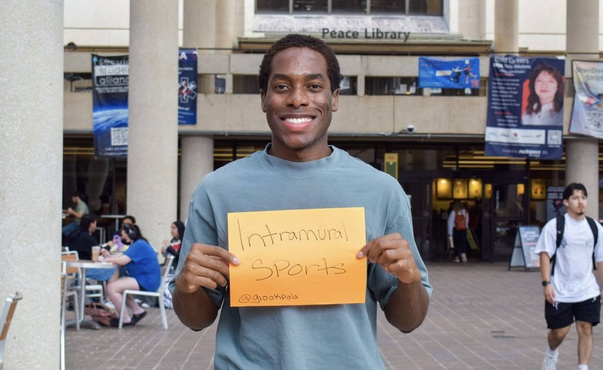 StudentsAtUTSA's tweet photo. We asked some of our students their favorite things about UTSA, and here’s what they had to share!🤩
What’s your favorite thing about UTSA?🤔
Let us know below! 👇
#UTSA #StudentsAtUTSA https://t.co/kgGAC37Ugl