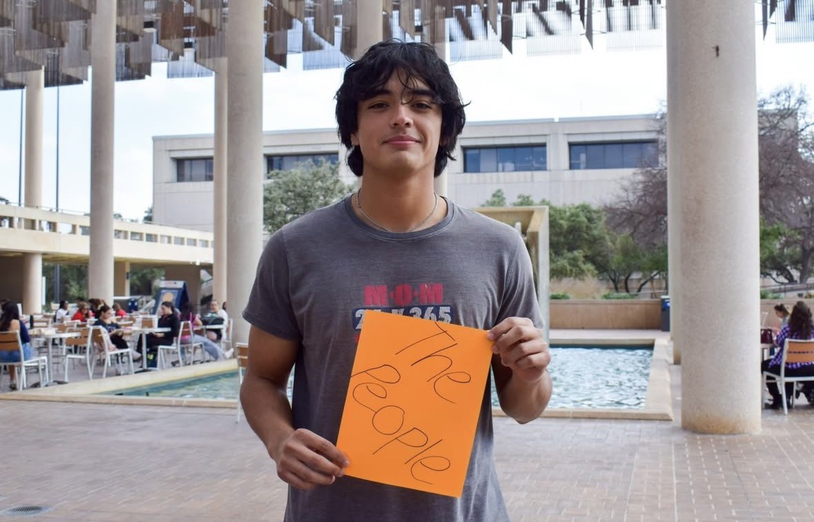 StudentsAtUTSA's tweet photo. We asked some of our students their favorite things about UTSA, and here’s what they had to share!🤩
What’s your favorite thing about UTSA?🤔
Let us know below! 👇
#UTSA #StudentsAtUTSA https://t.co/kgGAC37Ugl