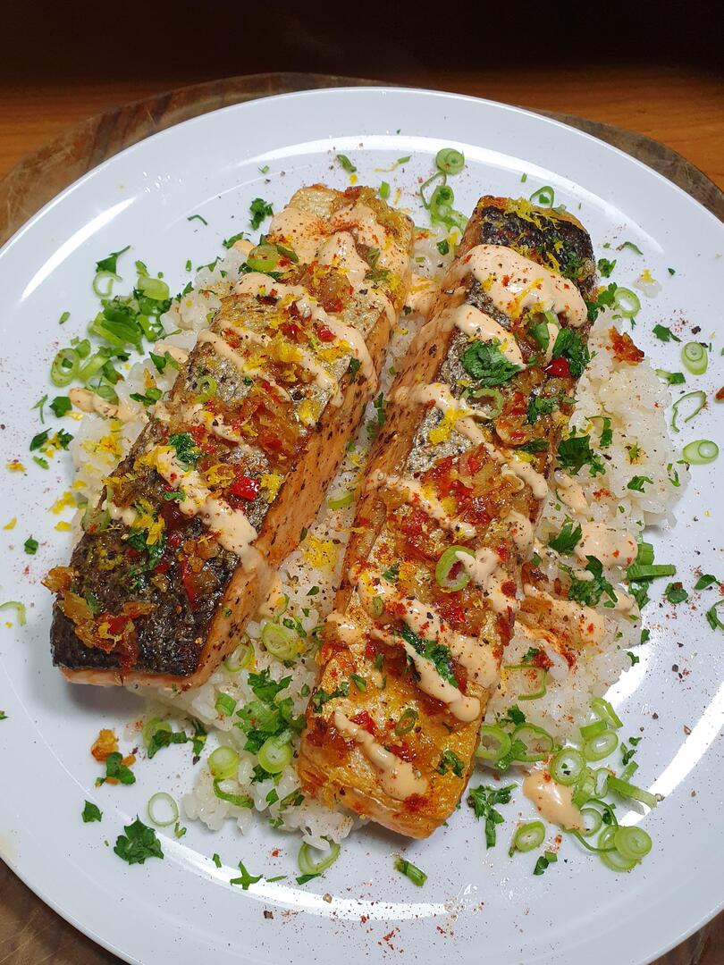 homevsfastfood's tweet photo. [Homemade] Salmon with rice
👉 https://t.co/J4kfnLdrNE
#HomemadeSalmon #HealthyEating #Foodie #DinnerInspiration #CookingAtHome #homecooking #food #recipes #foodpic #foodie #foodlover #cooking #hungry #goodfood #homecookingvsfastfood https://t.co/hXc6EnFaN1