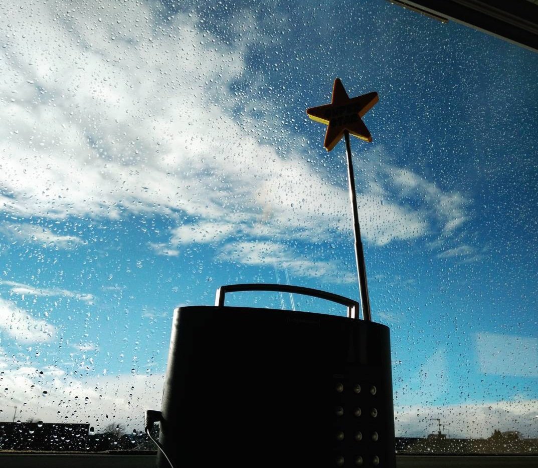 PaperCloud1's tweet image. It&apos;s WORLD RADIO DAY 📻. RADIO is such a powerful and dependable platform that keeps connecting people, voices (past and present). Sharing music, stories &amp;amp; chat right across the globe. Touches &amp;amp; lifts the heart. Remarkable.

Tune in. Listen. 📻.