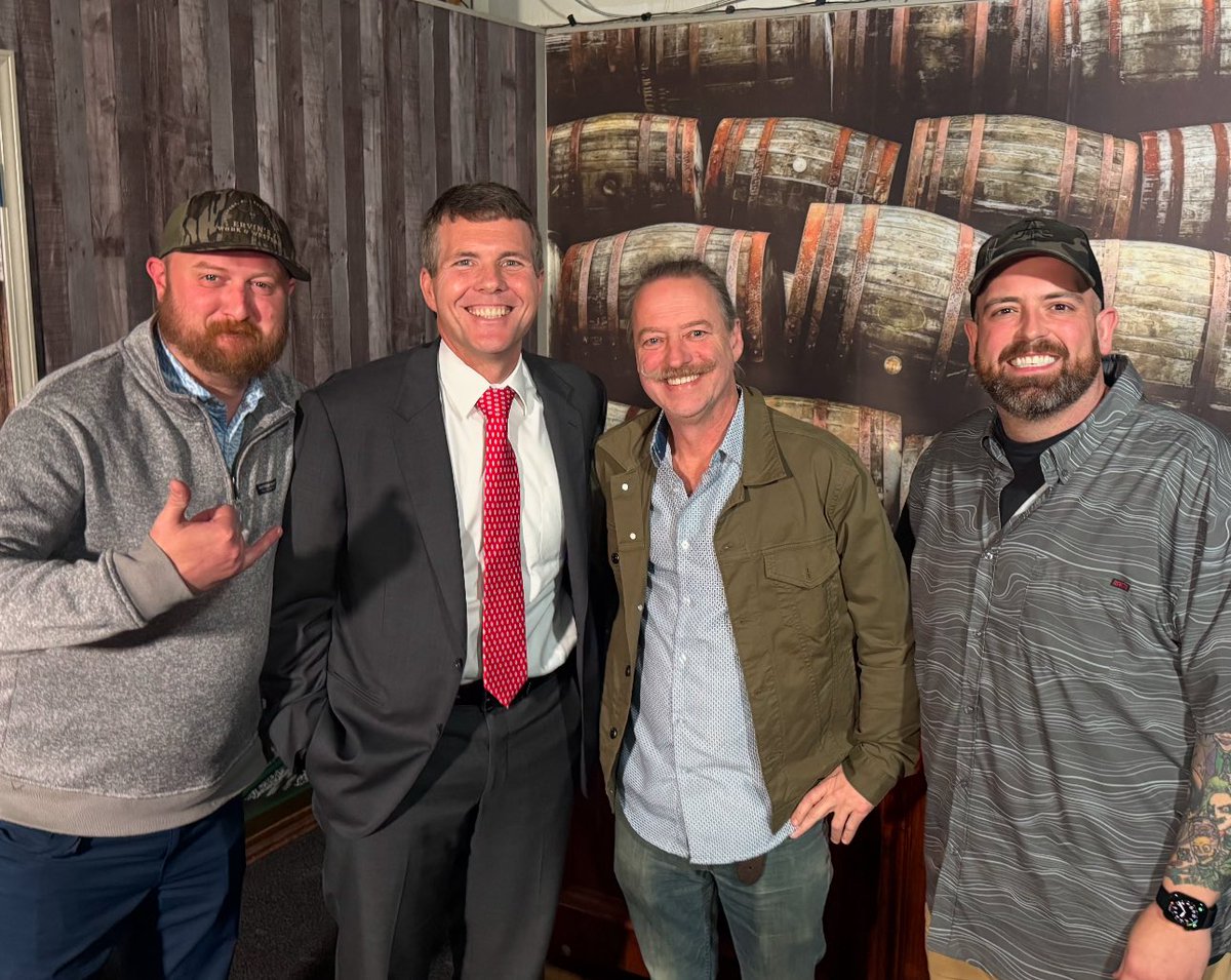 JournoRyan's tweet image. Podcast besties. 

Always a good time in the @BoozySpirits studio. @WaltMaddox @grimnut