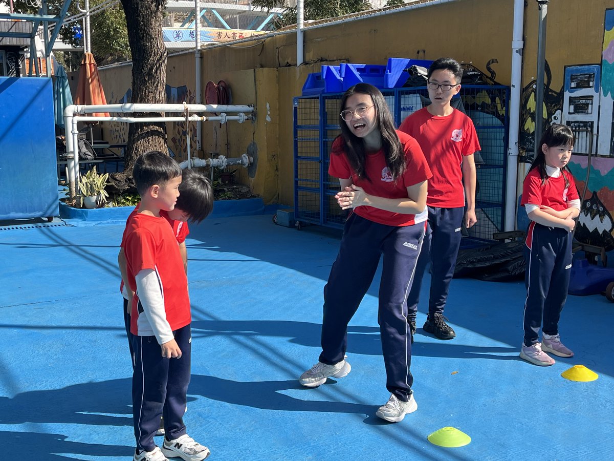 AndyHSP (@hsp_andy) on Twitter photo HS PE students are helping ES students prepare for their upcoming Sports Day. A wonderful learning opportunity for both groups! Special Thanks to Ms. McHugh! (ES PE Teacher)
<a href="/aishongkong/">American International School</a>
<a href="/asimpsonEDU/">Anita Simpson</a>
<a href="/Meg_Rob22/">Meghan Robertson</a>
#RedBrick125
#AISShareTheLove
<a href="/DoctorBaumA/">Aaron N. Baumgartner</a>
<a href="/mkaurais/">Mandy Kaur</a> HS PE students are helping ES students prepare for their upcoming Sports Day. A wonderful learning opportunity for both groups! Special Thanks to Ms. McHugh! (ES PE Teacher)
<a href="/aishongkong/">American International School</a>
<a href="/asimpsonEDU/">Anita Simpson</a>
<a href="/Meg_Rob22/">Meghan Robertson</a>
#RedBrick125
#AISShareTheLove
<a href="/DoctorBaumA/">Aaron N. Baumgartner</a>
<a href="/mkaurais/">Mandy Kaur</a>