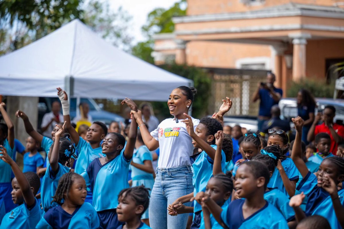 Ashley Lashley tweet media