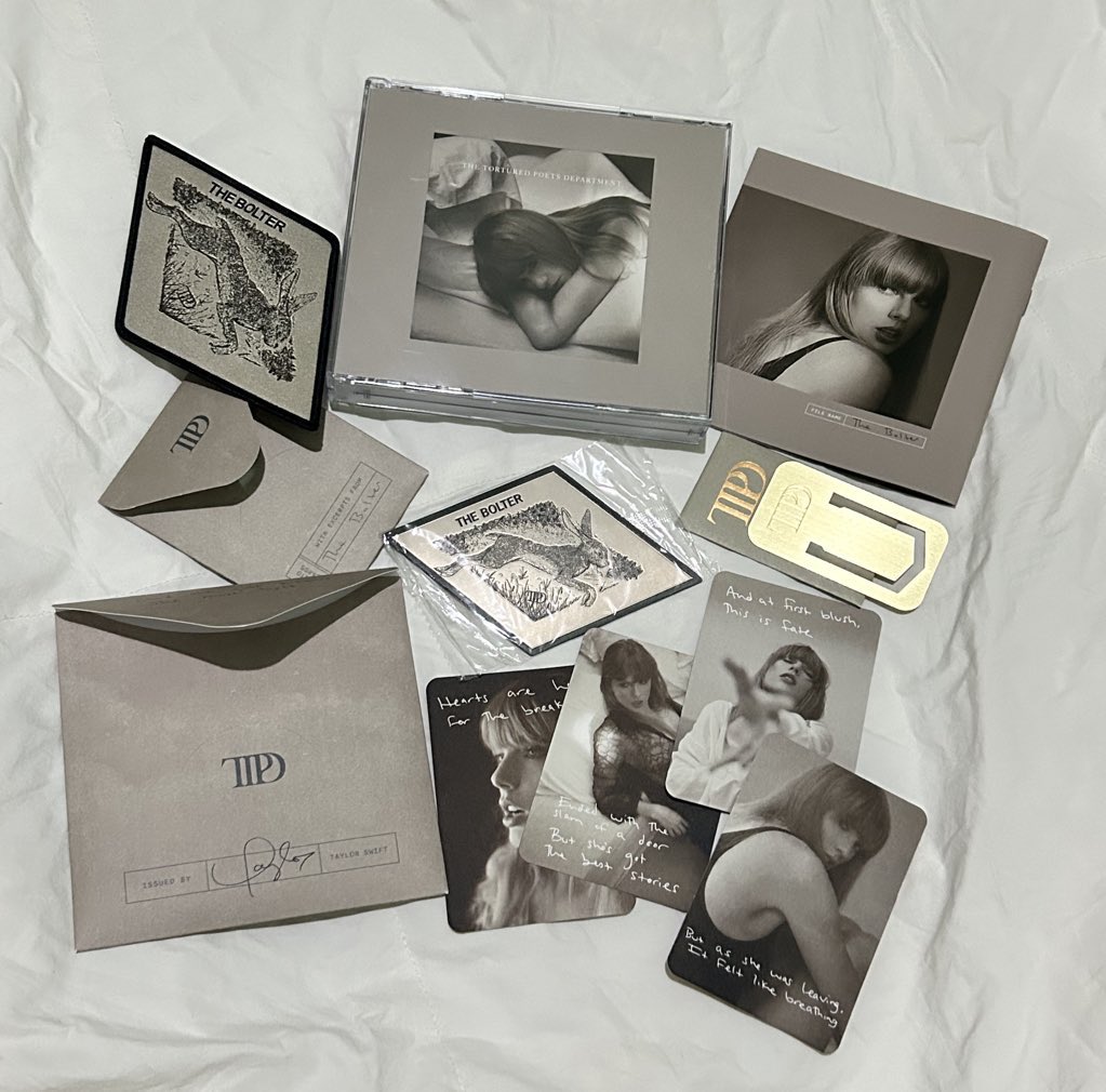 bluedipty's tweet photo. feedback positivo pra @shyyoonbi que me vendeu meu presente de aniversário🫶🫶🫶 o envio foi muito rápido e o álbum chegou super bem embalado, o processo todo de compra foi muito tranquilo 
obrigada pela venda Gabi ♥️ https://t.co/WVGRQjVzFf