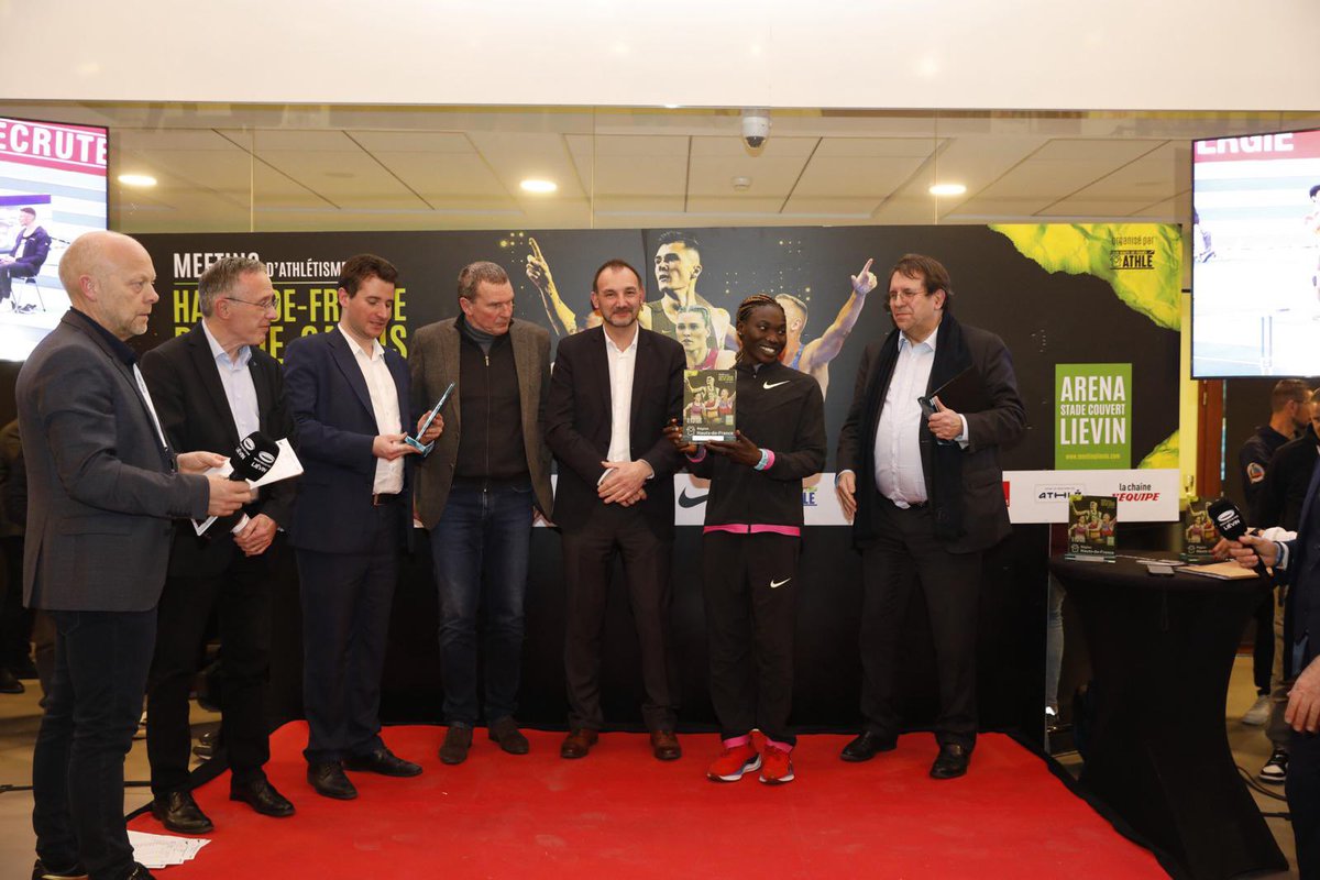 Région Hauts-de-France (@hautsdefrance) on Twitter photo 🔥 Au <a href="/Meeting_Lievin/">Meeting Hauts-de-France Pas-de-Calais</a>, c’est l’heure des trophées pour nos championnes !
👏 Tsige Duguma, Lieke Klaver, Nadia Battocletti et bien d’autres ont battu tous les records pour le plus grand bonheur du public des #hautsdefrance !
<a href="/WorldAthletics/">World Athletics</a> #WorldIndoorTour #gold <a href="/LigueHDFA/">Ligue Hauts-de-France Athlétisme</a> 🔥 Au <a href="/Meeting_Lievin/">Meeting Hauts-de-France Pas-de-Calais</a>, c’est l’heure des trophées pour nos championnes !
👏 Tsige Duguma, Lieke Klaver, Nadia Battocletti et bien d’autres ont battu tous les records pour le plus grand bonheur du public des #hautsdefrance !
<a href="/WorldAthletics/">World Athletics</a> #WorldIndoorTour #gold <a href="/LigueHDFA/">Ligue Hauts-de-France Athlétisme</a>