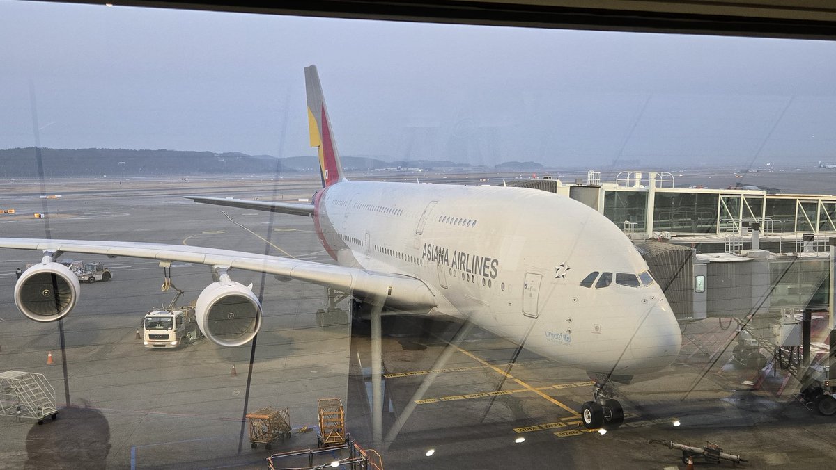 3泊4日間の東京出張。 今回は撮影ではなく、ビジネスの関係でいろんな人に会いに行きます。