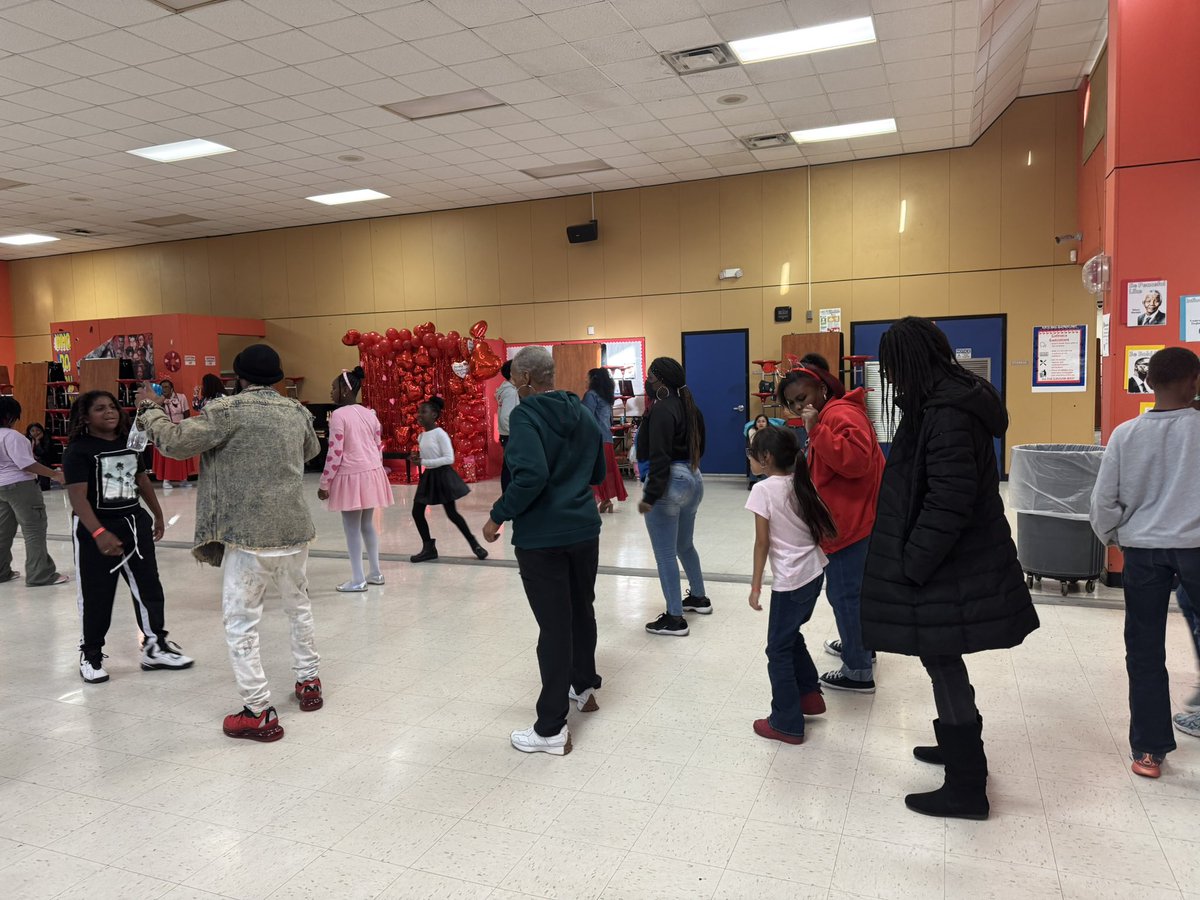 Ms. Castillo tweet media