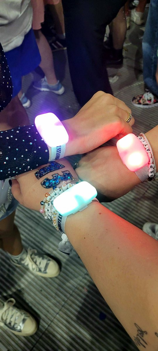 #SwiftDay so glad to have experienced such magic with my girls, thank you so much <a href="/taylornation13/">Taylor Nation</a> <a href="/taylorswift13/">Taylor Swift</a>