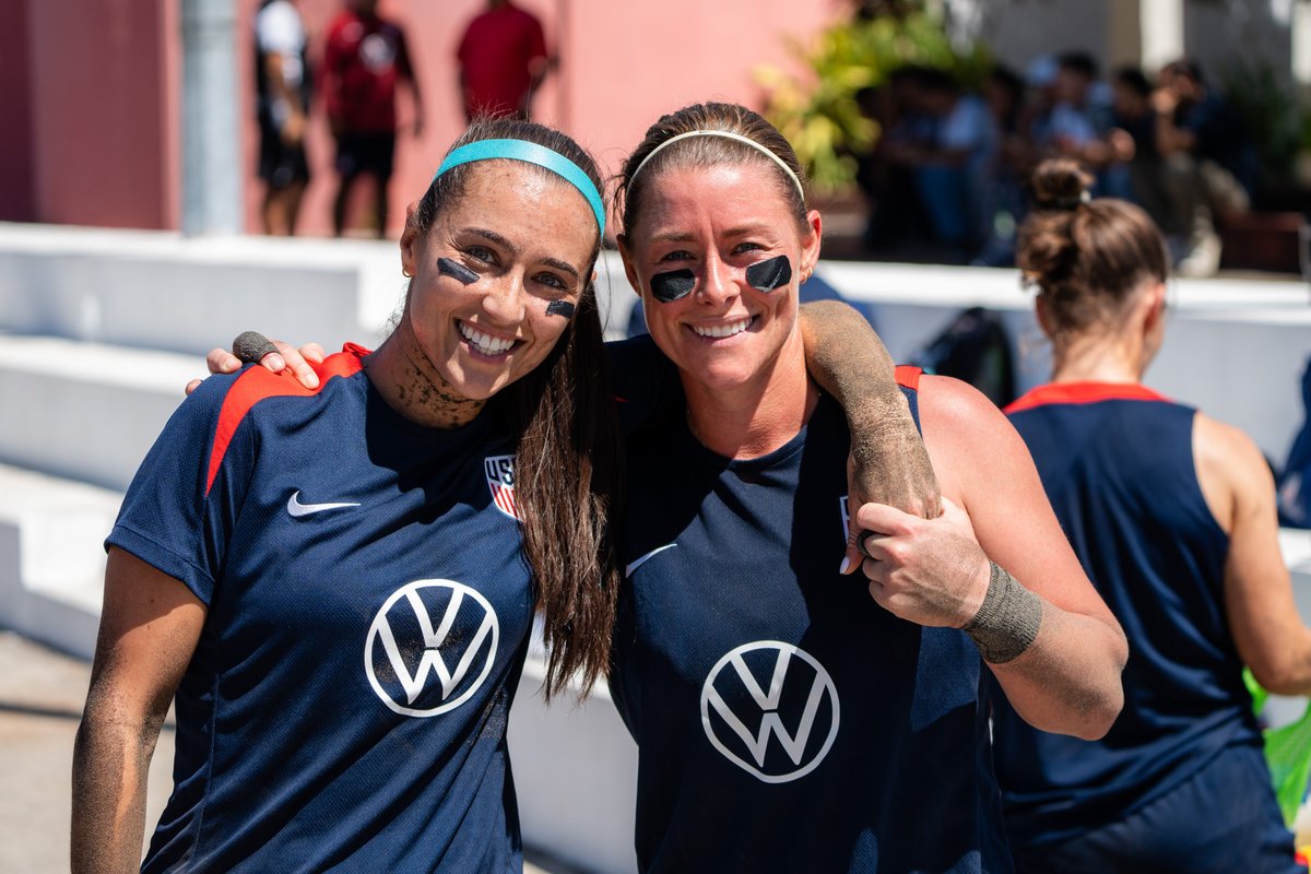 ussoccer_ENT's tweet photo. MD-1 vibes ⚡️ 

Watch the #USbeachWNT tomorrow on @espn 3 at 4:30pm ET. https://t.co/9tDYO76o31