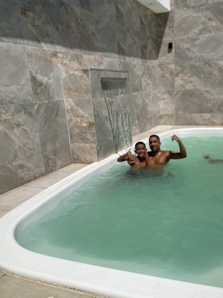 DDbarretoo's tweet photo. Quinta feira agradável com meu, filhote! ❤️🙌🏽 https://t.co/FXgBjMvbAV