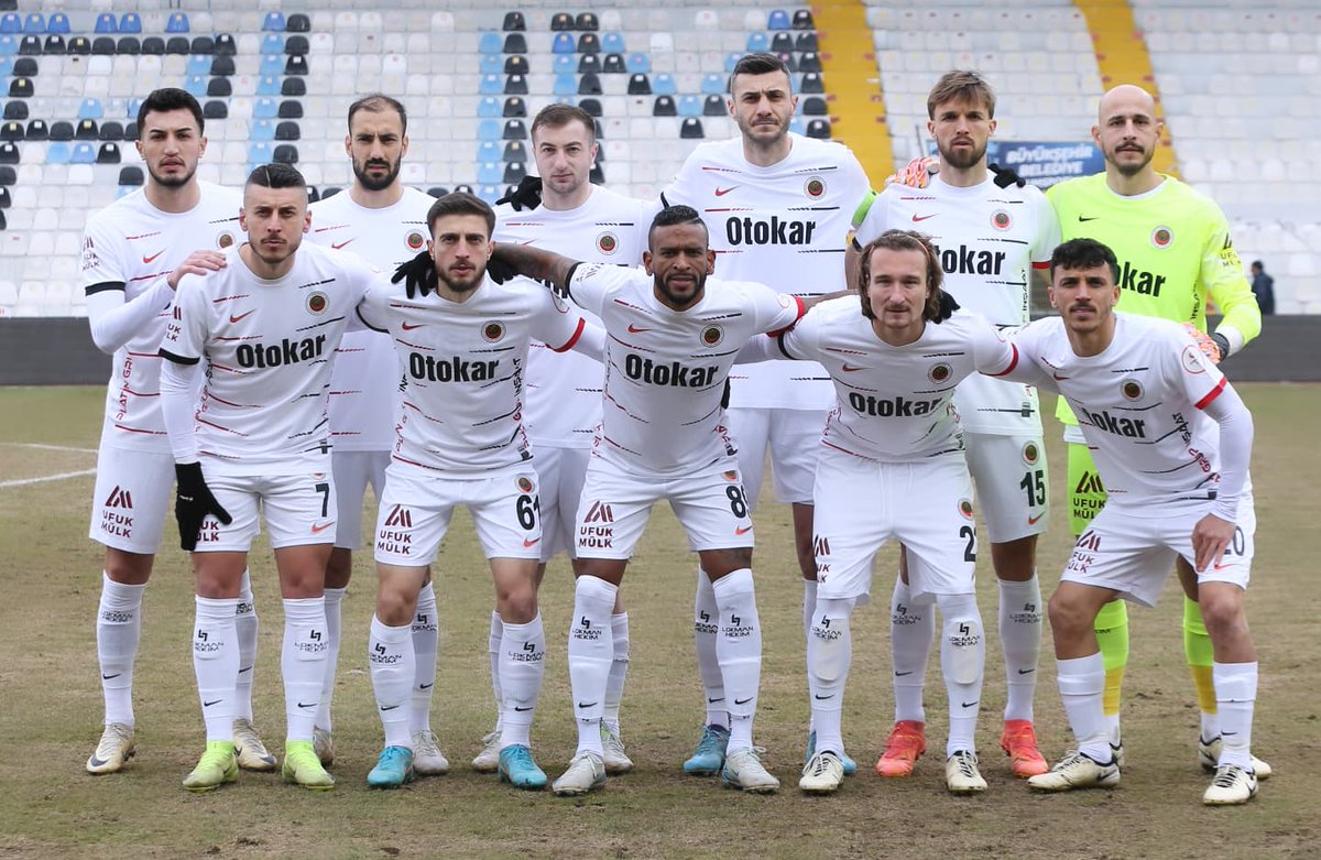 Ensarkemaloglu's tweet photo. Hedefe adım adım... 🏆 @kirmizikara #elhamdülillah https://t.co/hF9XVefPCt