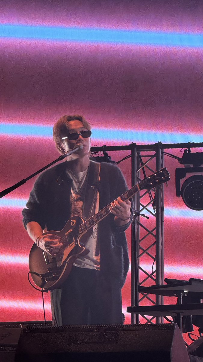 moonforwave's tweet photo. happy happyy to see you again 🥹❤️‍🩹 https://t.co/jh4LkUaBfU