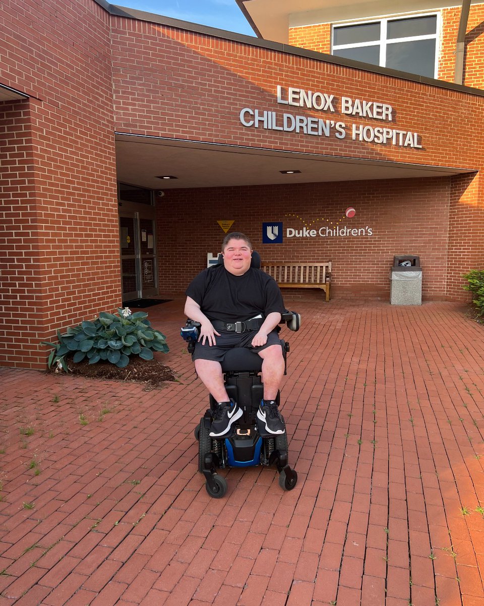 QuantumRehab's tweet image. Duchenne Muscular Dystrophy Awareness Week is observed from Feb. 13 to 19 every year to raise awareness about this severe form of muscular dystrophy. Bryson Foster lives with DMD and is an advocate for others like him.  #DuchenneAwareness #SupportTheFight #lifeatiLevel