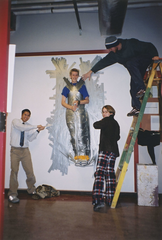 Duct tape wall art? Bold. 🎨

📷: Visual arts students took things literally, taping a young man to the wall as part of an art installation.

#ThrowbackThursday #UFV50