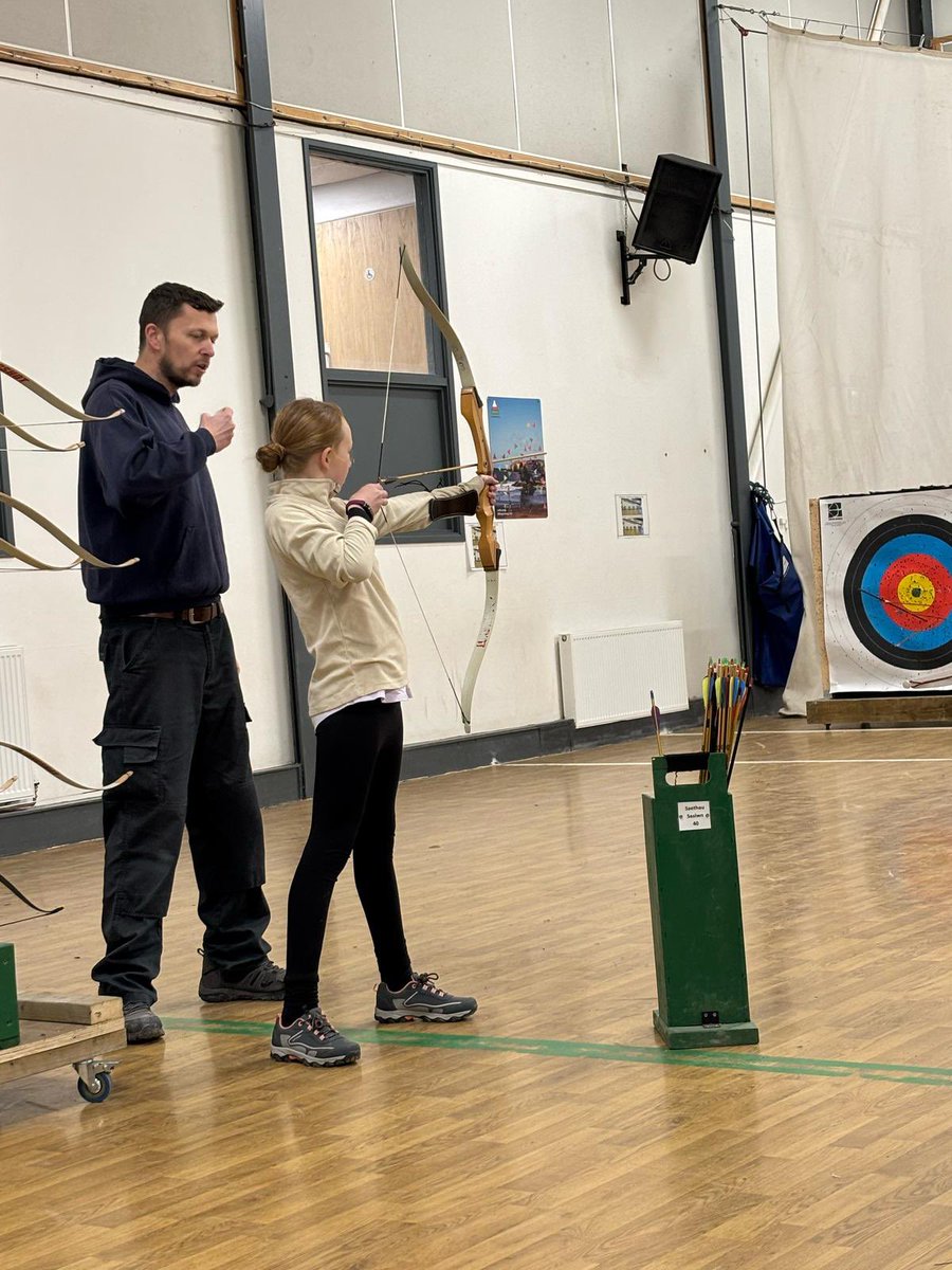 FfynnonTafPri's tweet image. Archery, Abseiling, Horse Riding and the beach #hoursoffun @llangrannog1932