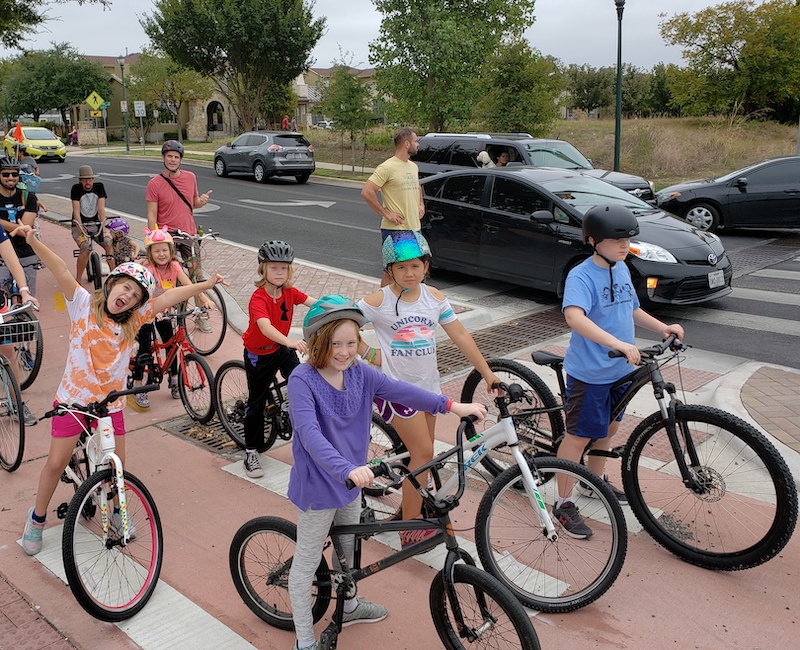 Movability (@movability) on Twitter photo If you're passionate about community engagement and bicycling, <a href="/austintexasgov/">City of Austin</a> has a job for you!
Learn more and apply: loom.ly/cd4_ZLM If you're passionate about community engagement and bicycling, <a href="/austintexasgov/">City of Austin</a> has a job for you!
Learn more and apply: loom.ly/cd4_ZLM