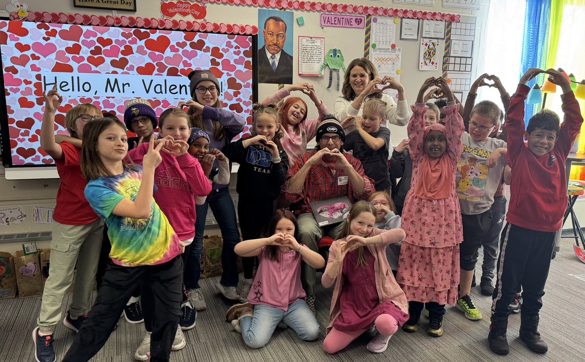 Mrs. Valentine 3C tweet media