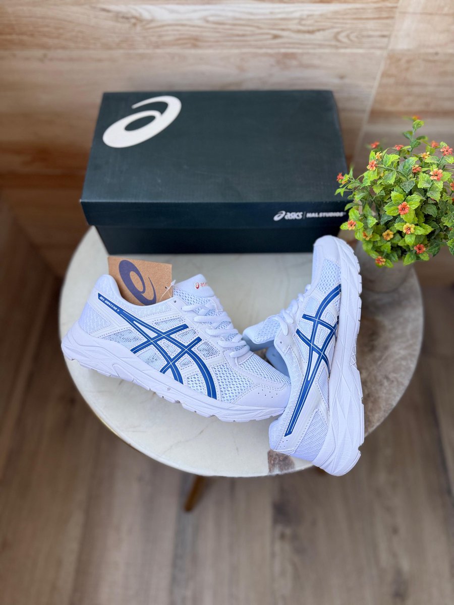 themykart's tweet photo. Step up your style with every stride. Comfort meets confidence. πβ¨ #ShoeGoals #WalkWithStyle #shoes #sneaker #sneakers #themykart #fashion #shppping #shoppers https://t.co/5pOmQeiCV0