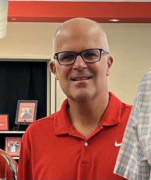 WKUCEBS's tweet photo. We are heartbroken to share that Dr. Pitt Derryberry, beloved co-chair and faculty member in the Department of Psychology, has passed away. Pitt’s leadership, dedication to students, and passion for teaching and moral development left a lasting impact on WKU. https://t.co/2f65vlnJWF
