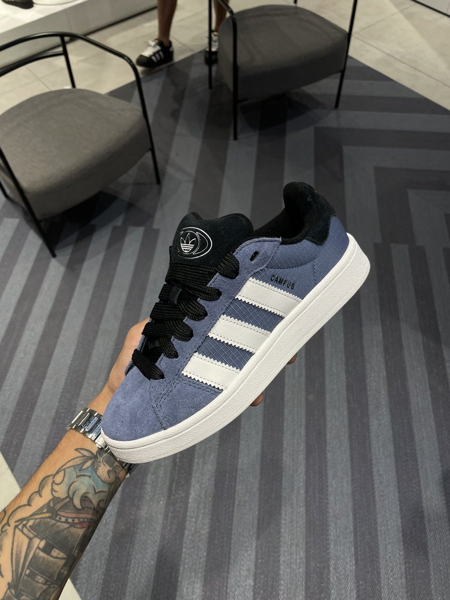 _dree69's tweet image. Vendedor credenciado Adidas Originals, DF e entorno!! RT pra ajudar o corre do amigo 🙏🏽