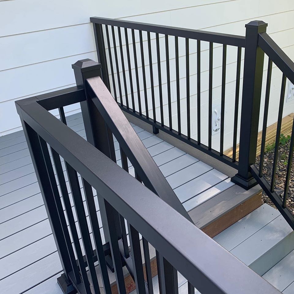 HarmonyRailing's tweet photo. The sleek Alta System come in prefabricated panels that allow for fast &amp; easy installation. It's the perfect addition to any backyard!

⬇️ ⬇️ ⬇️ 
https://t.co/m0kvC3fYzR

#metalrailing #metalhandrail https://t.co/LczVceCp8P
