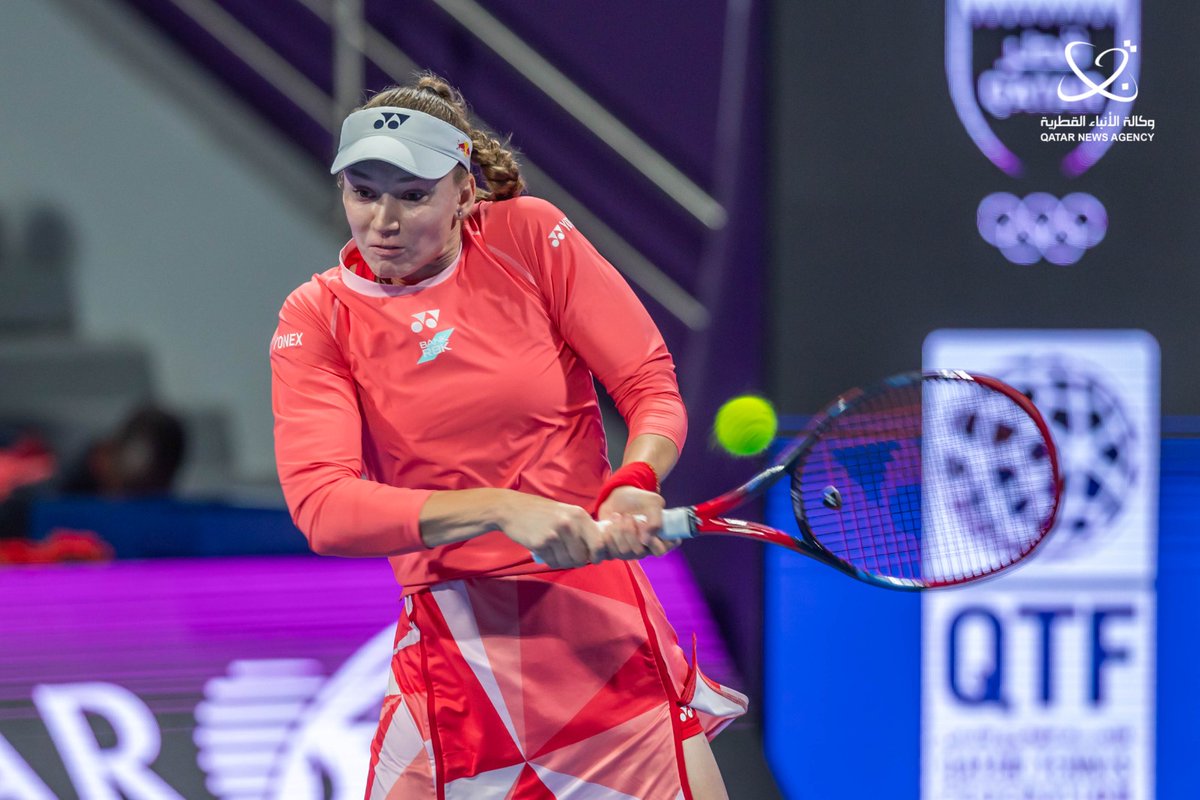 QNAEnglish's tweet photo. Polish Swiatek Beats Kazakh Rybakina to Reach #Qatar_Total_Open Semi-finals
#QNA_Sports #Qatar 
https://t.co/9HDSFITnnY https://t.co/KsYYH8Rvmd