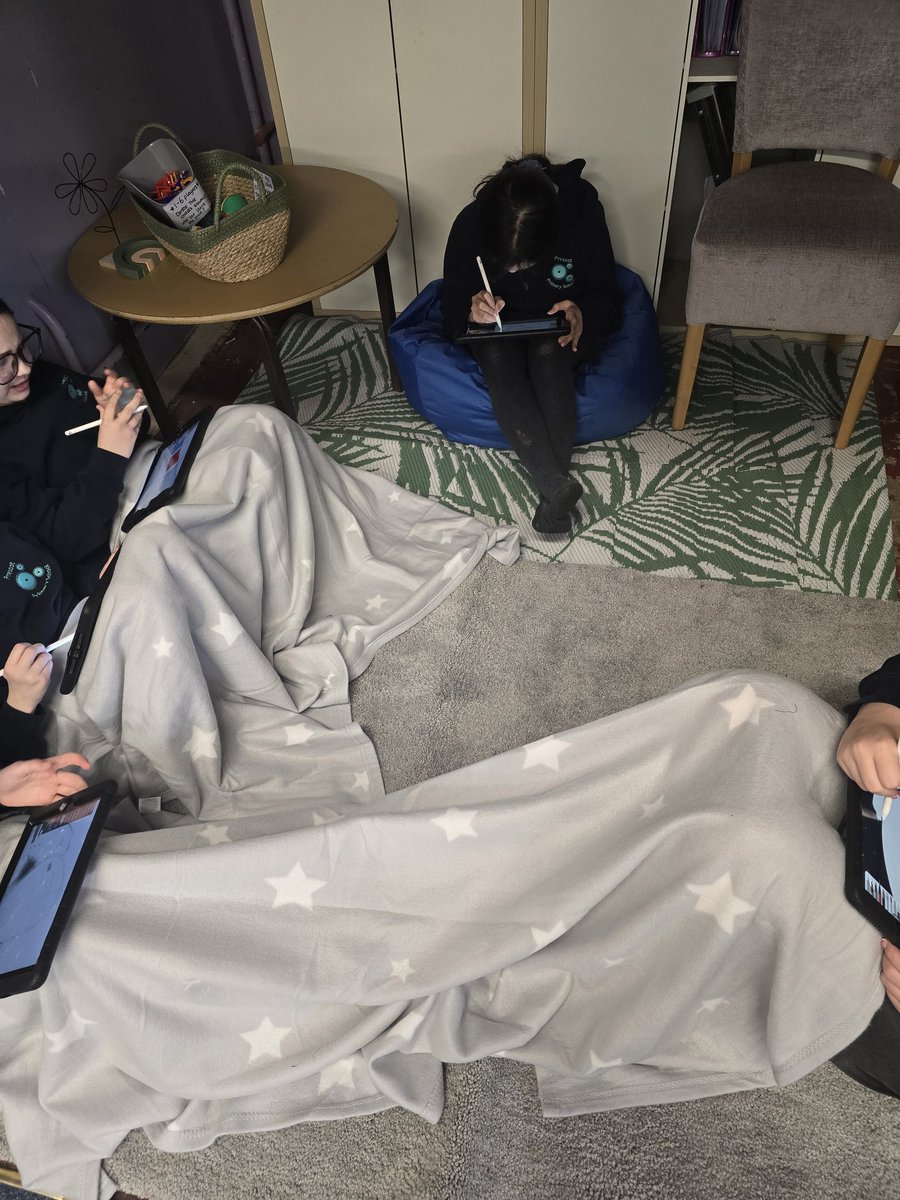 PCPTigers's tweet photo. Loving our cosy corner and completing some amazing digital artwork! #pcphistory #pcpcomputing https://t.co/fKR1rmq5N4
