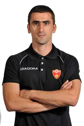 Hayatımda gördüğüm en iyi hakem olabilir gelsin derbiyi yönetsin