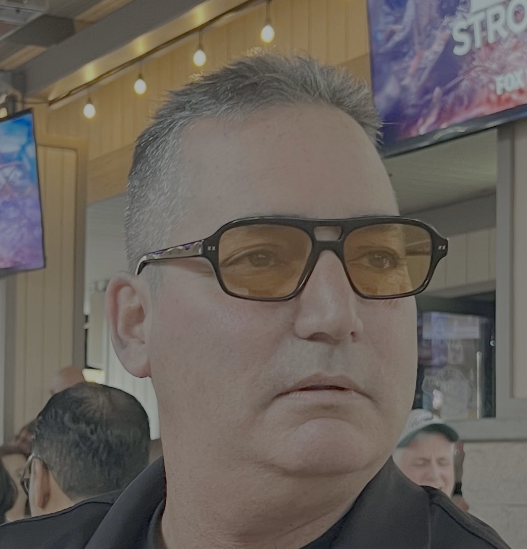 Funny how? Like I’m a clown and I amuse you??
🤡🔫🫣😂
#casino #gangster #funny #clown #Curly #Stooges 
<a href="/OfficeHrsLive/">Office Hours Live with Tim Heidecker</a>