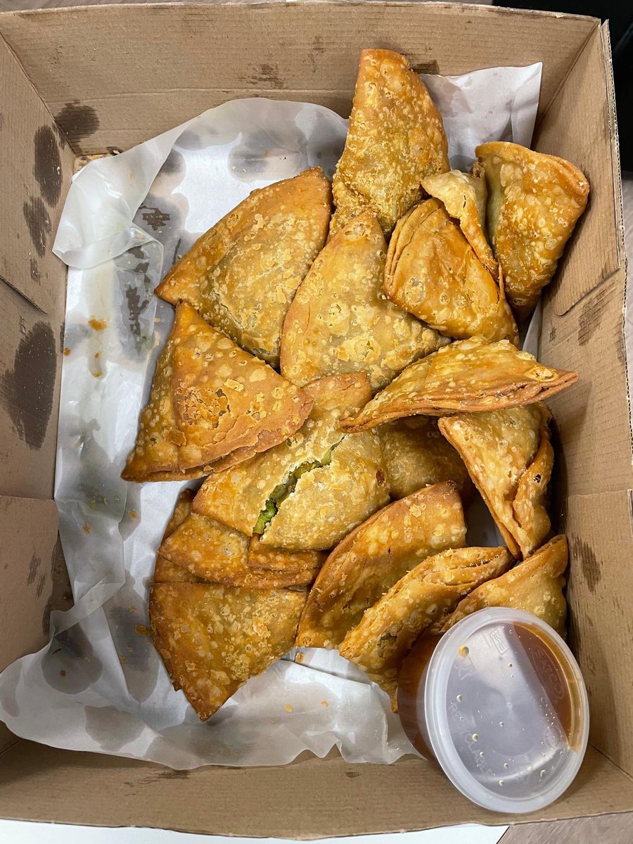 Sandwell and West Birmingham Health & Wellbeing (@swbohw) on Twitter photo Double dose #samosasupport wellbeing for resident drs & senior medics <a href="/SWBHnhs/">SWB NHS Trust</a>
shared experience(s) by residents on rotating between specialties, life as an IMG, rotations & being part of the team
Seniors❤️a samosa☕️ & #connection
<a href="/dr_faisal_baig/">faisal baig</a>
<a href="/AsmaKha20359725/">Asma Khan</a>
<a href="/dr_dsarma/">diwakar</a> Double dose #samosasupport wellbeing for resident drs & senior medics <a href="/SWBHnhs/">SWB NHS Trust</a>
shared experience(s) by residents on rotating between specialties, life as an IMG, rotations & being part of the team
Seniors❤️a samosa☕️ & #connection
<a href="/dr_faisal_baig/">faisal baig</a>
<a href="/AsmaKha20359725/">Asma Khan</a>
<a href="/dr_dsarma/">diwakar</a>