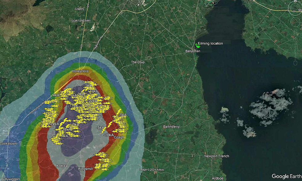 martinastro2005's tweet photo. My only convective highlight of 2024 - huge storm 5pm from Ballyronan looking towards Moneymore. Updraught explodes through the cap spreading out onto a massive anvil. We get treated to over an hour of almost constant anvil thunder while staying dry entire time #stormtime https://t.co/cCMlRDMO3y