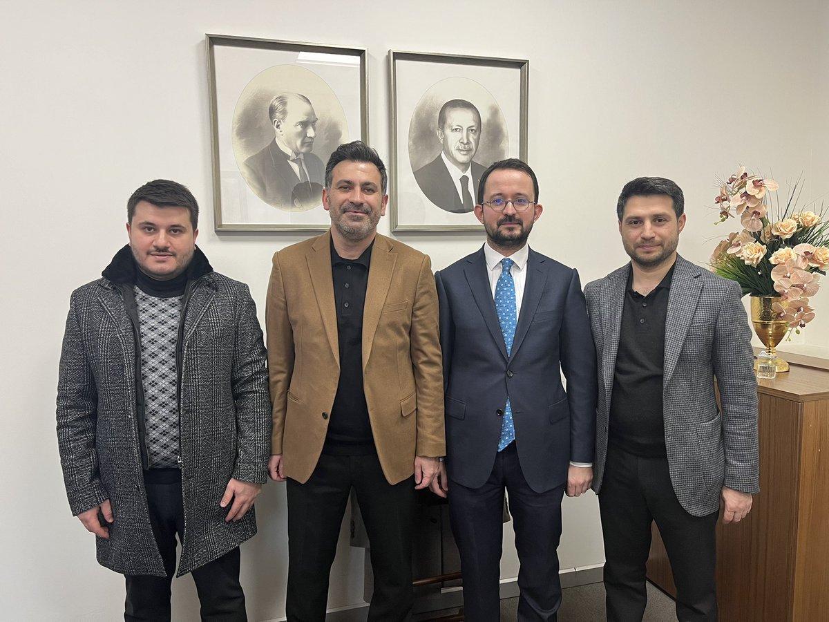 İl Başkan Yardımcılığı / Mali ve İdari İşler Başkanlığı görevi tevdi edilen kıymetli <a href="/Umurburak/">Burak Şükrü Umur</a> başkanımızı tebrik ediyor, yeni görevinin hayırlı olmasını diliyorum