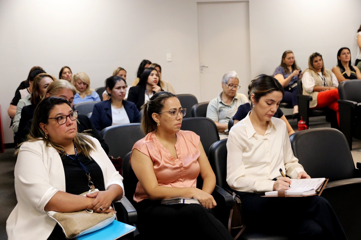 minmujerpy's tweet photo. El #MinMujer avanza para implementar Programa de "Mejora de la Prevención y Atención a la violencia contra las mujeres en Paraguay", financiado por la @UEenParaguay, la Cooperación Española, y gestionado por la @AECIDPARAGUAY y la #FIIAPP.
🔗 https://t.co/2ygHKNg9rU https://t.co/McN4zBX0Ov