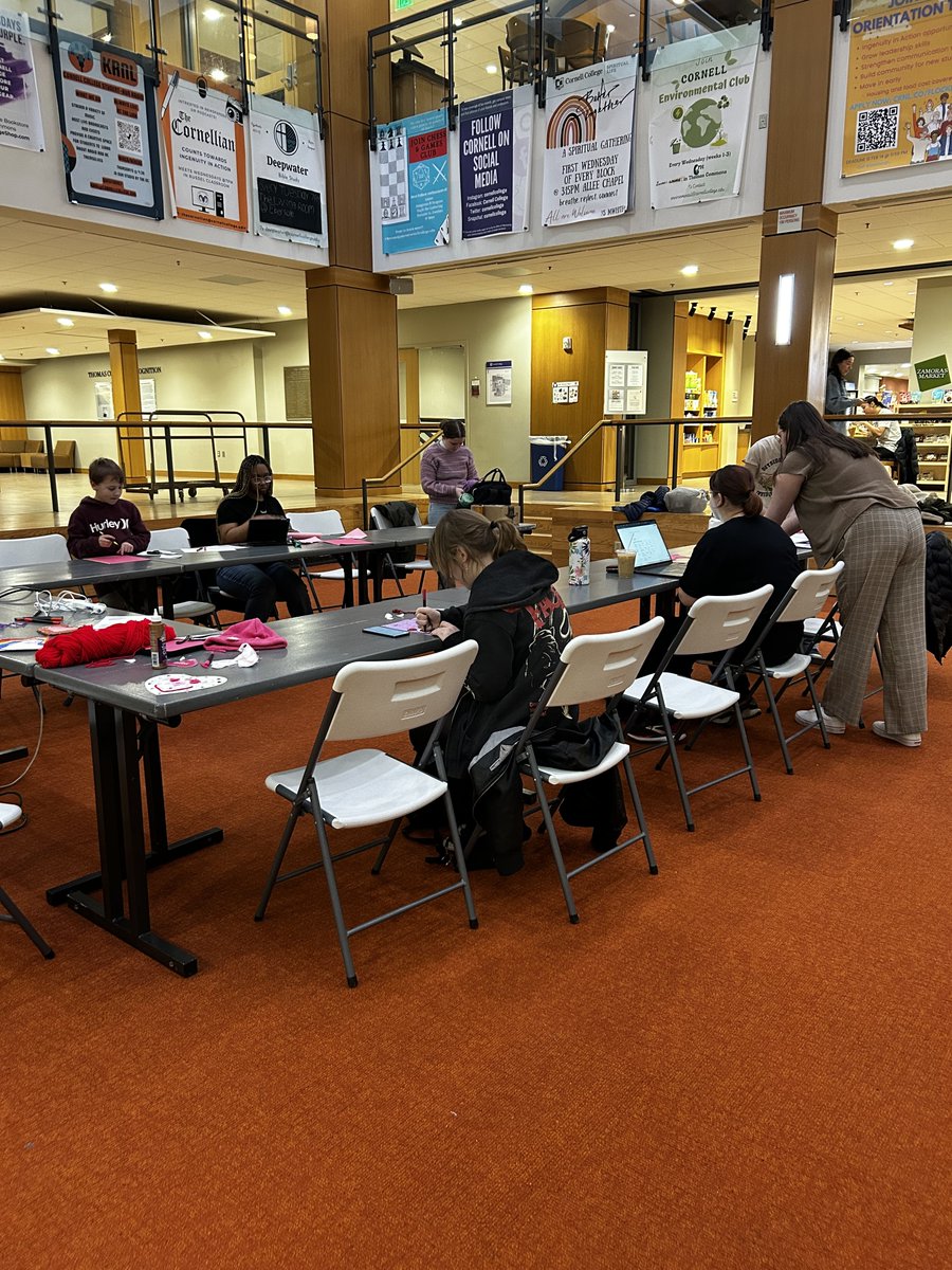 DLAatCornell's tweet photo. Thanks to everyone that stopped by our Make and Take Valentine's Sign workshop with the ATS and Craft Club on Monday. We had a great time!  @cornellcollege #Craftclub #CornellCollege #DLAMakerspace #AcademicTechnologyStudio https://t.co/yrPCbFrAJM