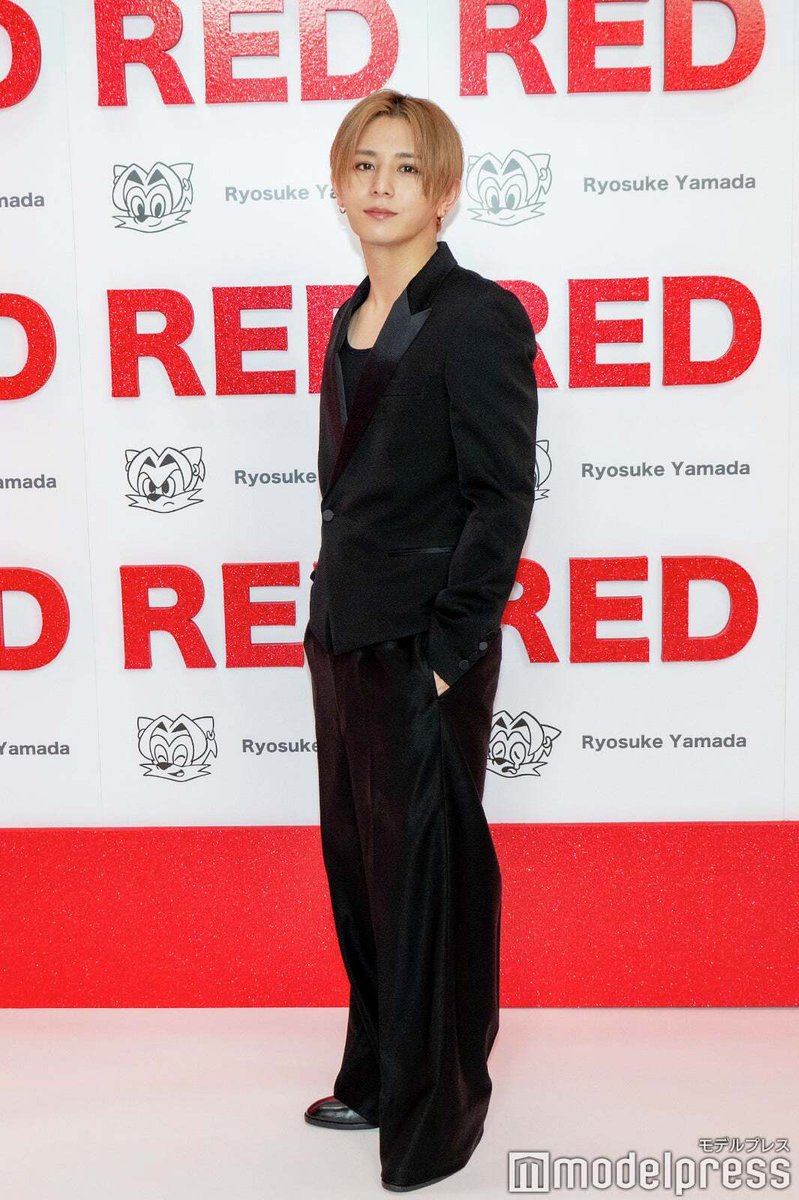 Hey! Say! JUMP山田涼介、初ソロアルバム
「RED」4/16発売決定❤️‍🔥

全国6都市13公演ソロライブツアー発表🦝🎤
静岡・大阪・宮城・千葉・広島・福岡
4/26～6/22 山田のバースデー5/9も開催🎂

🔻ソロコン日程＆合同取材会の様子
mdpr.jp/music/4496801

#山田涼介 #山田くん <a href="/Ryosuke_Storm/">Ryosuke Yamada / Storm Labels</a>