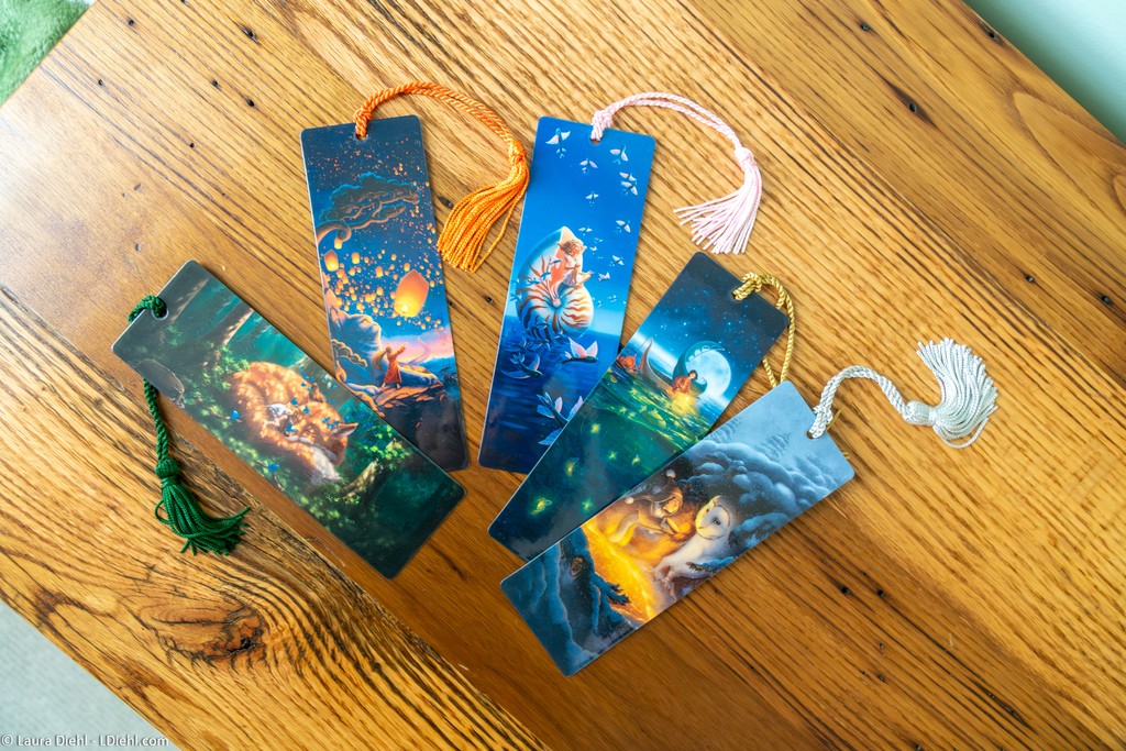 LauraDiehl's tweet image. Bookmarks! Are you a print reader? ✨️📚️

#bookmarks #readergift #fantasyart #kidlit #bookish #booklove