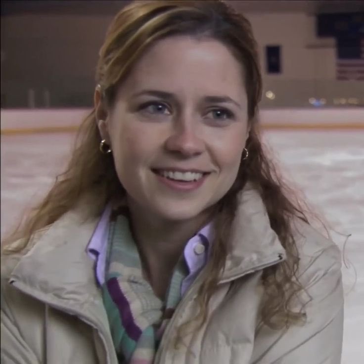 Las mujeres se piensan que los hombres queremos a una mujer como la primera, cuando en realidad, el 95% elegiríamos a la segunda