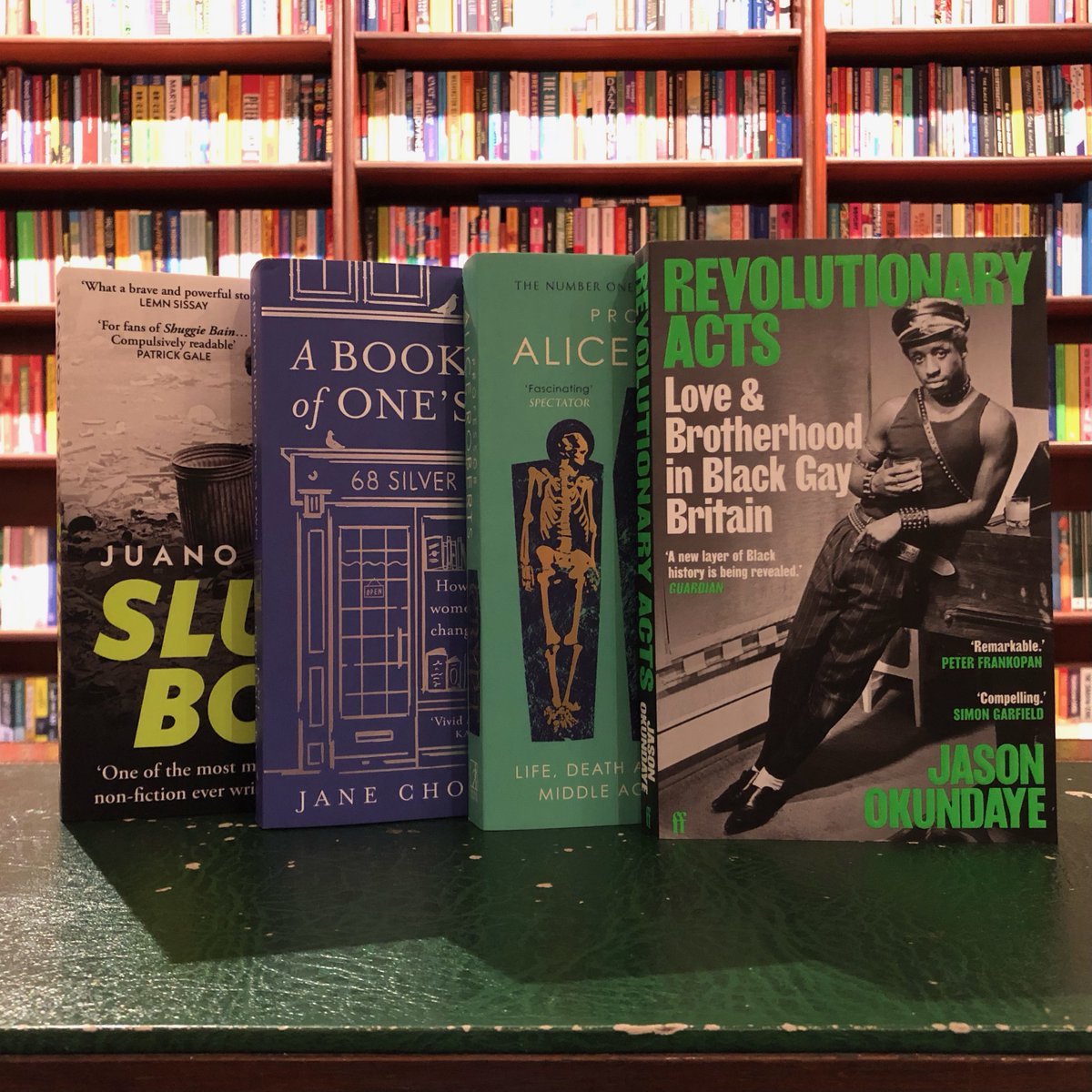 Loads of great new paperback non-fiction out this week! Here's just a glimpse 👀