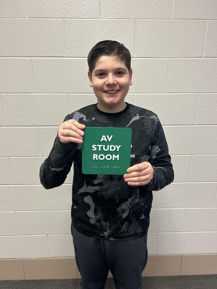 Summit Middle School tweet media