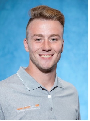 bgsudpt's tweet image. We’re incredibly proud to celebrate Brian Arnold, a second-year #BGSUDPT student, who is making waves in the classroom and on the field. Brian and his teammates earned their spot in the Division I-AA national championship quarterfinals.  

Go Falcons!
#BGSUDPT #FuturePT