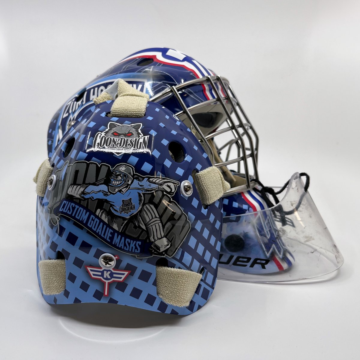 coondesign_ch's tweet photo. Mask for Ben Kuonen
Zurich Selects (PeeWee 2025)
Quebec International Pee-Wee Hockey Tournament
.
.
.
.
#zurichselects #zürihockey #teamzürich #bauergoaliemask #hockey #tournoipeeweequebec #qc #peeweequebec #hockeypeewee #peeweeqc #maskwrap #customgoaliemask #coondesign https://t.co/J2Yz4K6QaJ