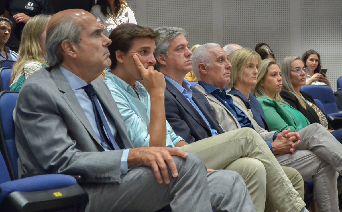 <a href="/ine_uruguay/">INE Uruguay</a> en conjunto con <a href="/Minterioruy/">Ministerio del Interior</a> y la asistencia técnica de <a href="/UNODC/">UN Office on Drugs & Crime</a> <a href="/CdE_UNODC/">Centro de Excelencia</a> , llevaron adelante la presentación del Primer Informe de Estadísticas sobre percepción de #seguridad y #victimización. 

Nota, informe y evento de lanzamiento  
📲 bit.ly/41eOE0W