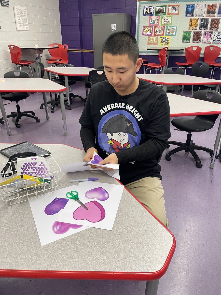 Mineola High School Dignity Club tweet media