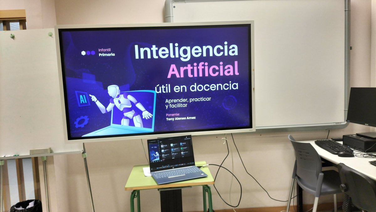 reliapasionate's tweet photo. 📣Hoy formación para 22 alumnos muy especiales...¡de mi cole!🏫 
Con compañeros así da gusto trabajar y avanzar.😍
✅Formación acreditada y certificada por el @CFIEdeLeon 🖱️
👏🏻🤜🏻🤛🏻🫶🏻🔝👨🏻‍🏫 https://t.co/ij4uUFcK6N