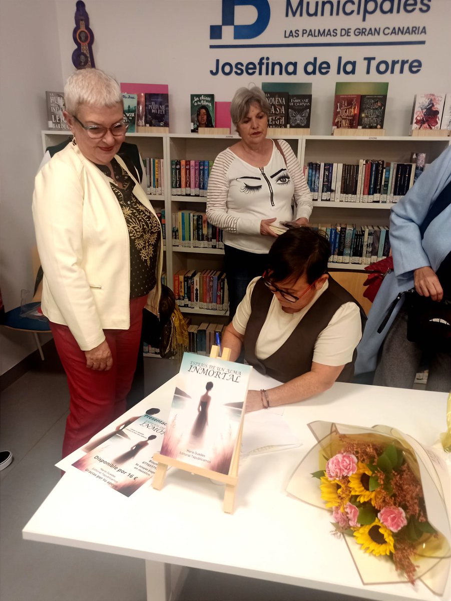 editorialtepub1's tweet photo. Éxito en el lanzamiento de nuestra autora María Guedes y su libro "Espejos de un alma inmortal" a la venta en librería Canaima en Gran Canarias y en Agapea libros a partir del 1 de marzo. https://t.co/HrObIYl8pa