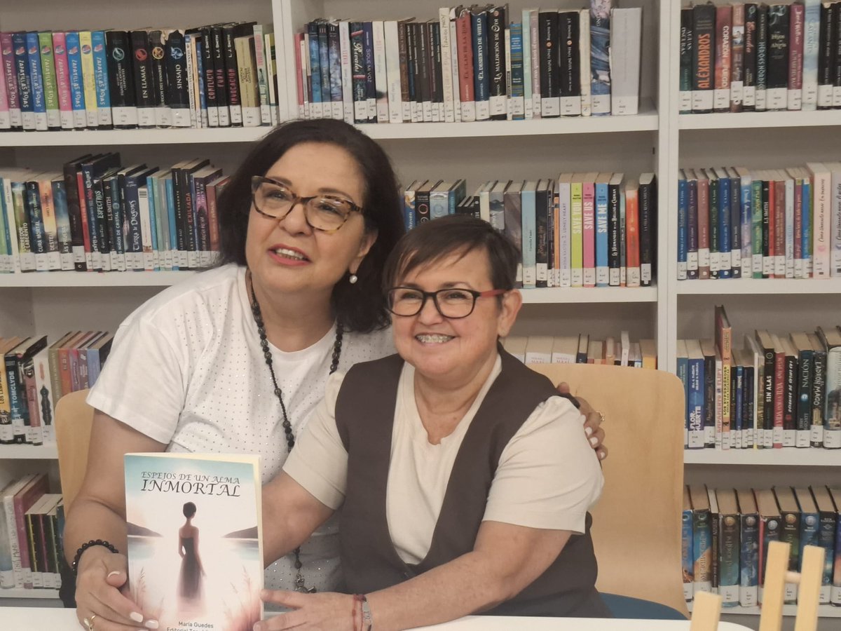 editorialtepub1's tweet photo. Éxito en el lanzamiento de nuestra autora María Guedes y su libro "Espejos de un alma inmortal" a la venta en librería Canaima en Gran Canarias y en Agapea libros a partir del 1 de marzo. https://t.co/3Nc0craKLa