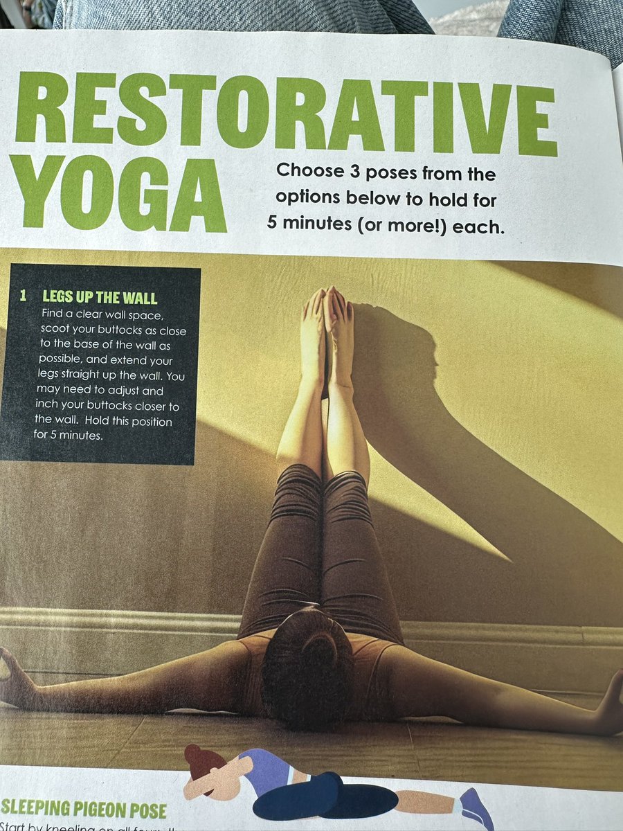 JudyBird__'s tweet photo. Hope it helps her poor feet,,, https://t.co/vFwJX2ViVa