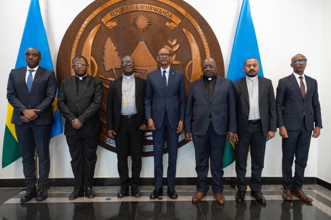#RDC #M23: CENCO et ECC chez ⁦<a href="/PaulKagame/">Paul Kagame</a>⁩ à Kigali ce jeudi. Objectif: sortir le pays de la crise, disent les évêques