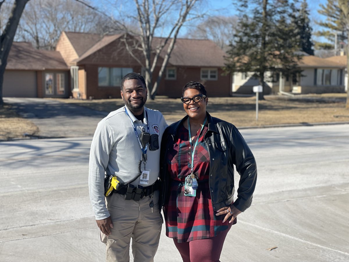 Until recently, if someone called 911 for a mental health crisis in Wauwatosa, the police would show up with one or more armed officers.

But since Feb. 1, a mental health clinician and trained officer in plain clothes are instead answering those calls together five days a week🧵